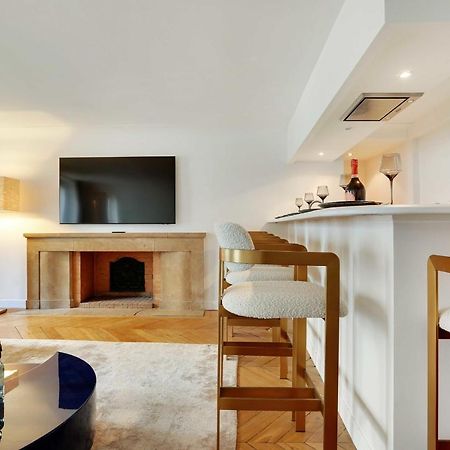 Elegant Apartment - 2Bd-6P - Avenue Montaigne パリ エクステリア 写真