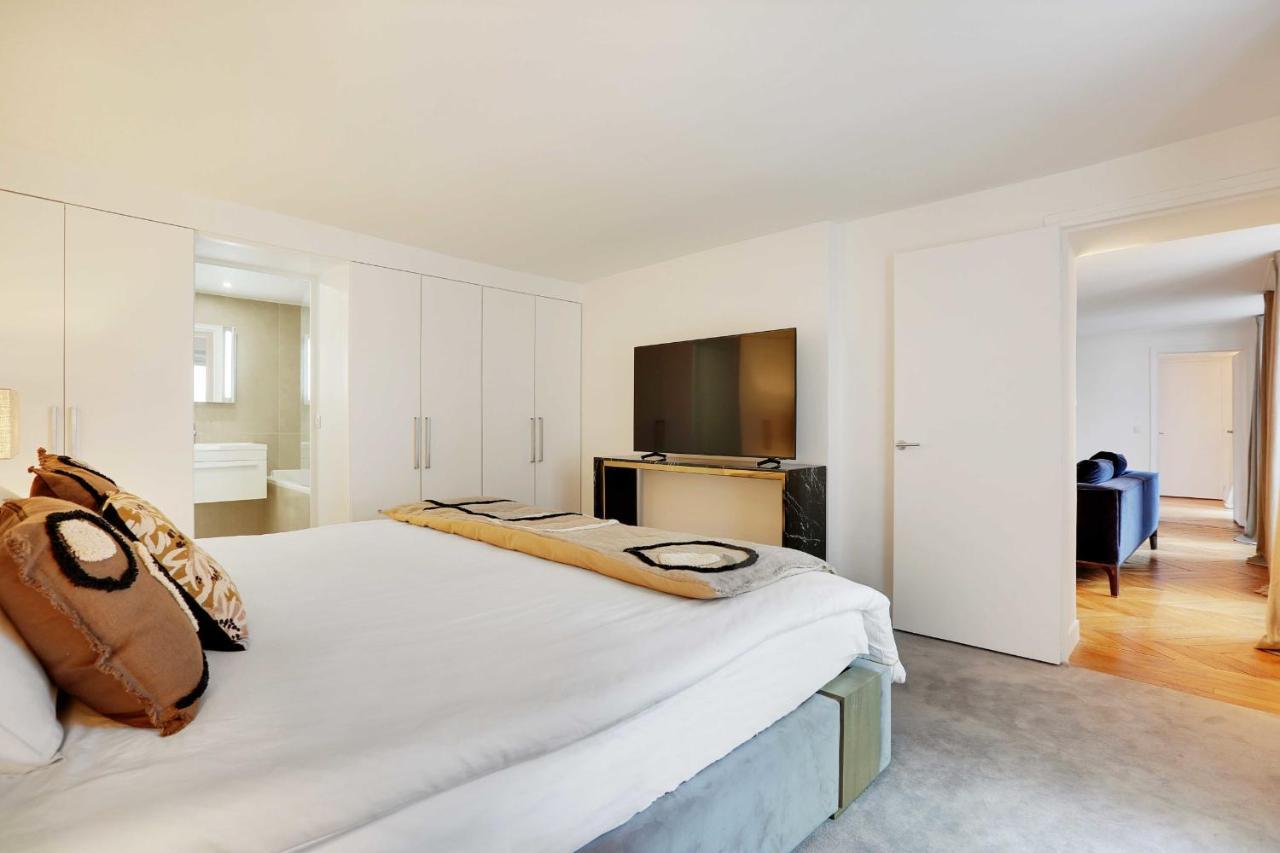Elegant Apartment - 2Bd-6P - Avenue Montaigne パリ エクステリア 写真