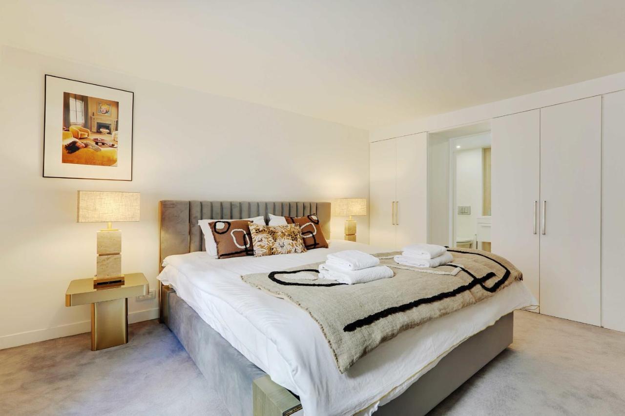 Elegant Apartment - 2Bd-6P - Avenue Montaigne パリ エクステリア 写真