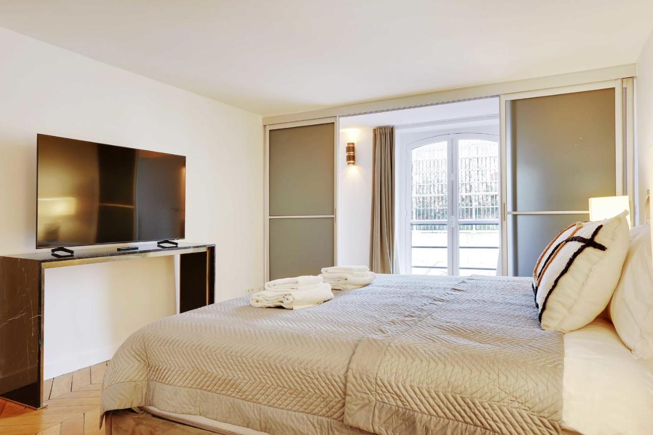 Elegant Apartment - 2Bd-6P - Avenue Montaigne パリ エクステリア 写真